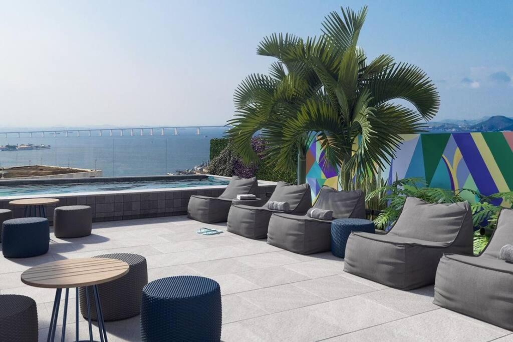 One-Bedroom Apartment Bay View